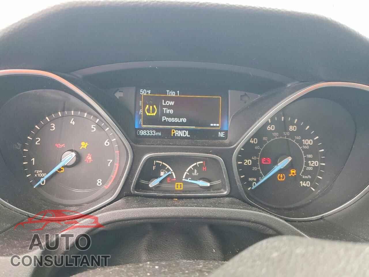 FORD FOCUS 2015 - 1FADP3F27FL250470