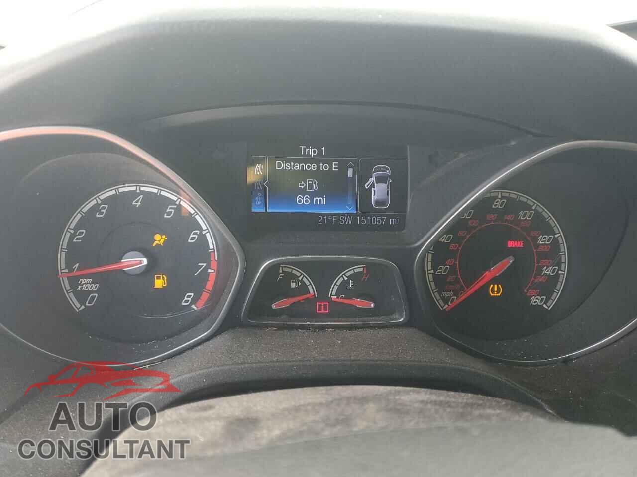 FORD FOCUS 2013 - 1FADP3L90DL127429