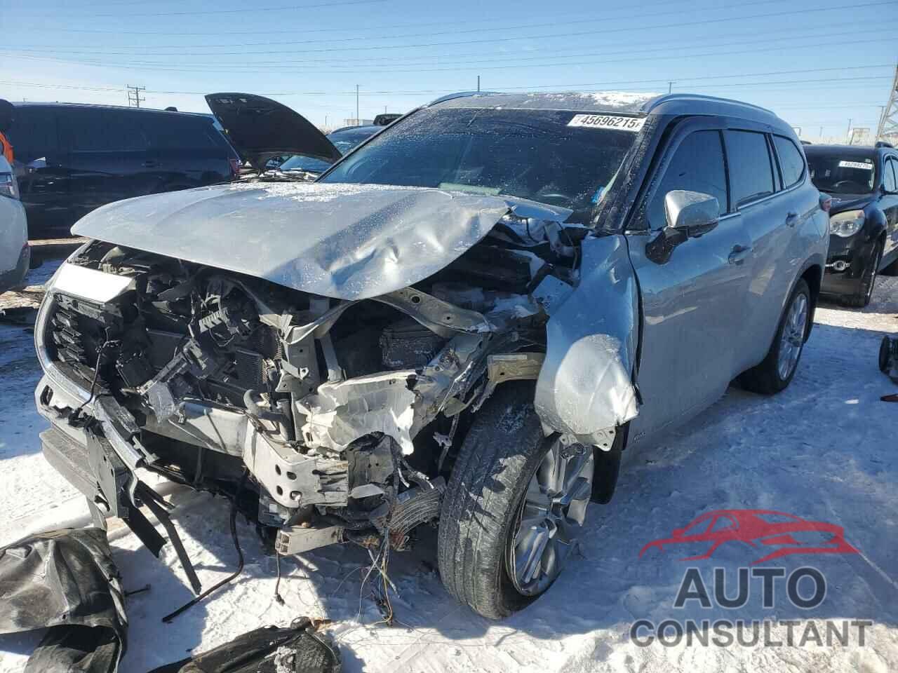 TOYOTA HIGHLANDER 2023 - 5TDXBRCH2PS133610