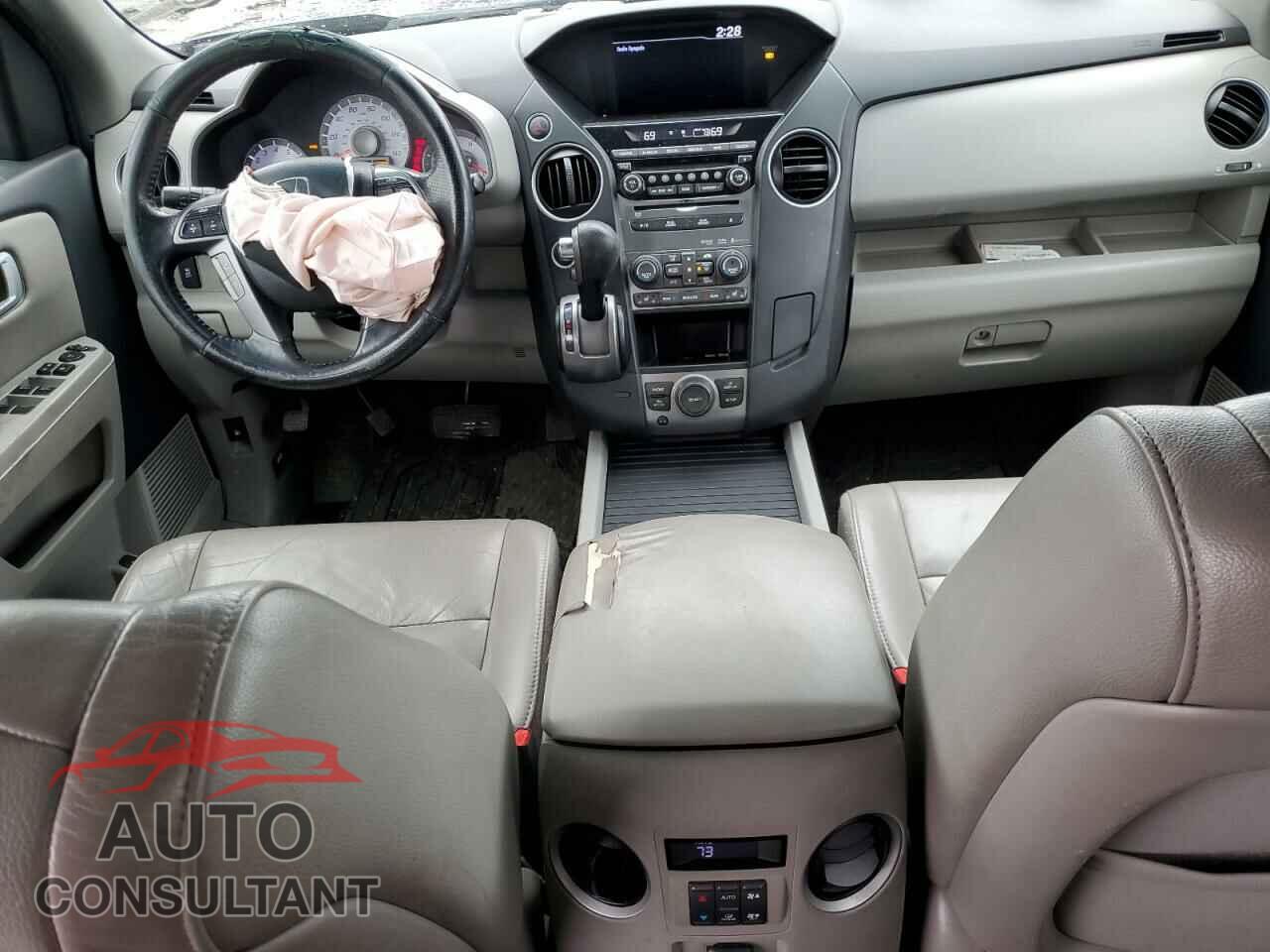 HONDA PILOT 2012 - 5FNYF4H60CB027089