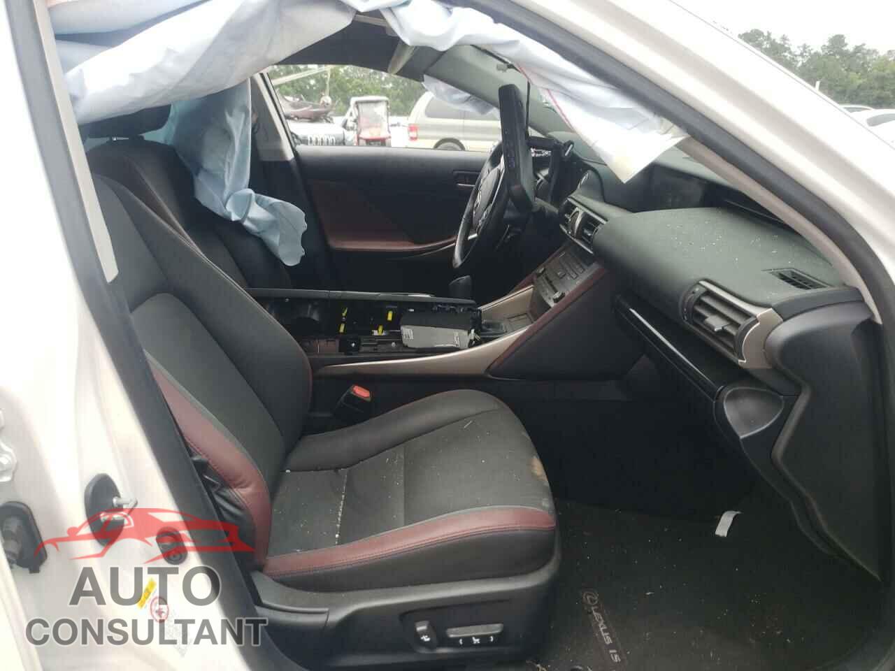 LEXUS IS 2017 - JTHBA1D28H5045952