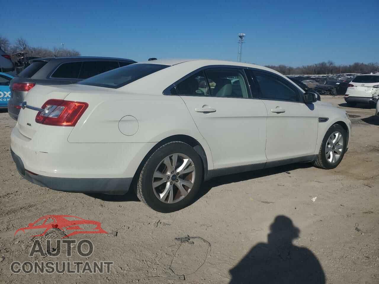 FORD TAURUS 2011 - 1FAHP2EW4BG189436