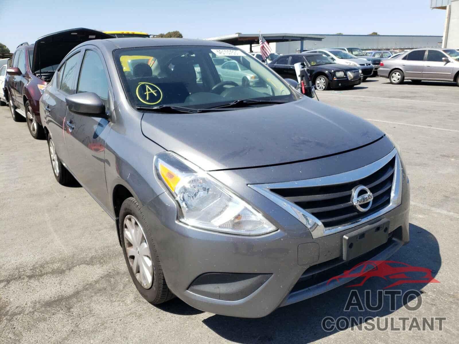 NISSAN VERSA 2017 - 3N1CN7AP6HL817509