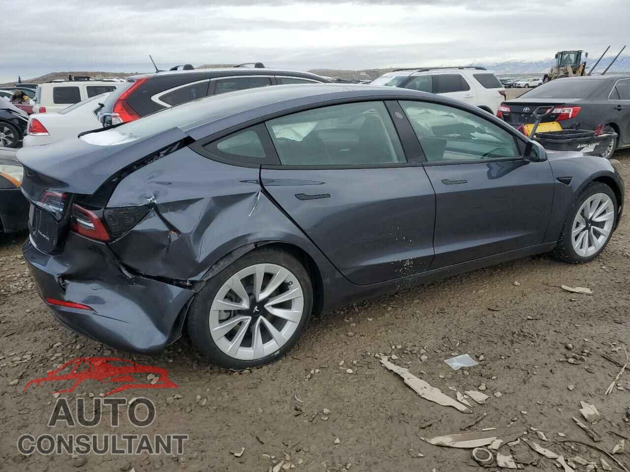 TESLA MODEL 3 2023 - 5YJ3E1EB5PF670945