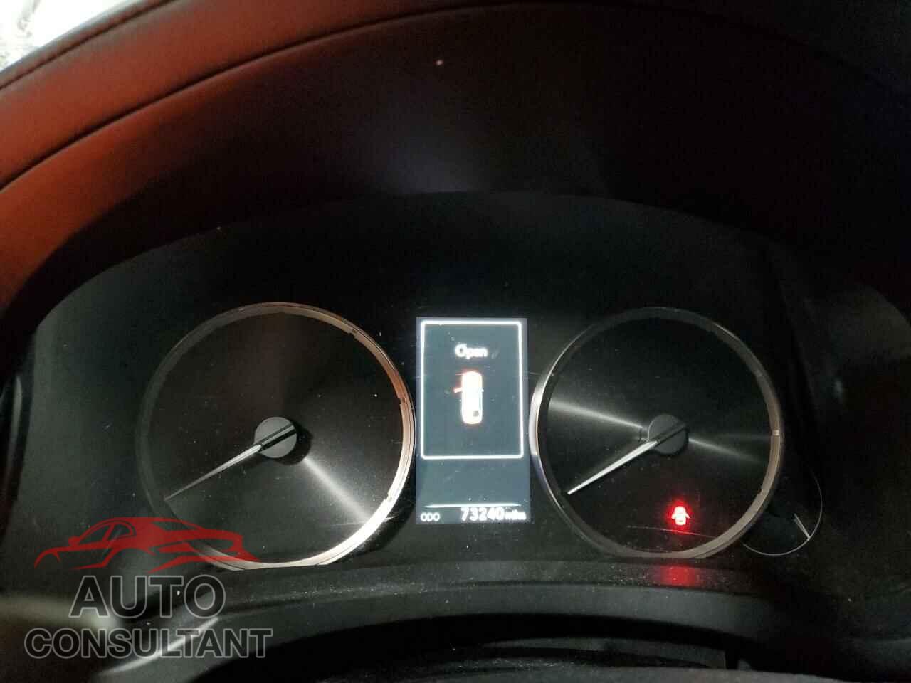 LEXUS IS 2020 - JTHAA1D25L5106842