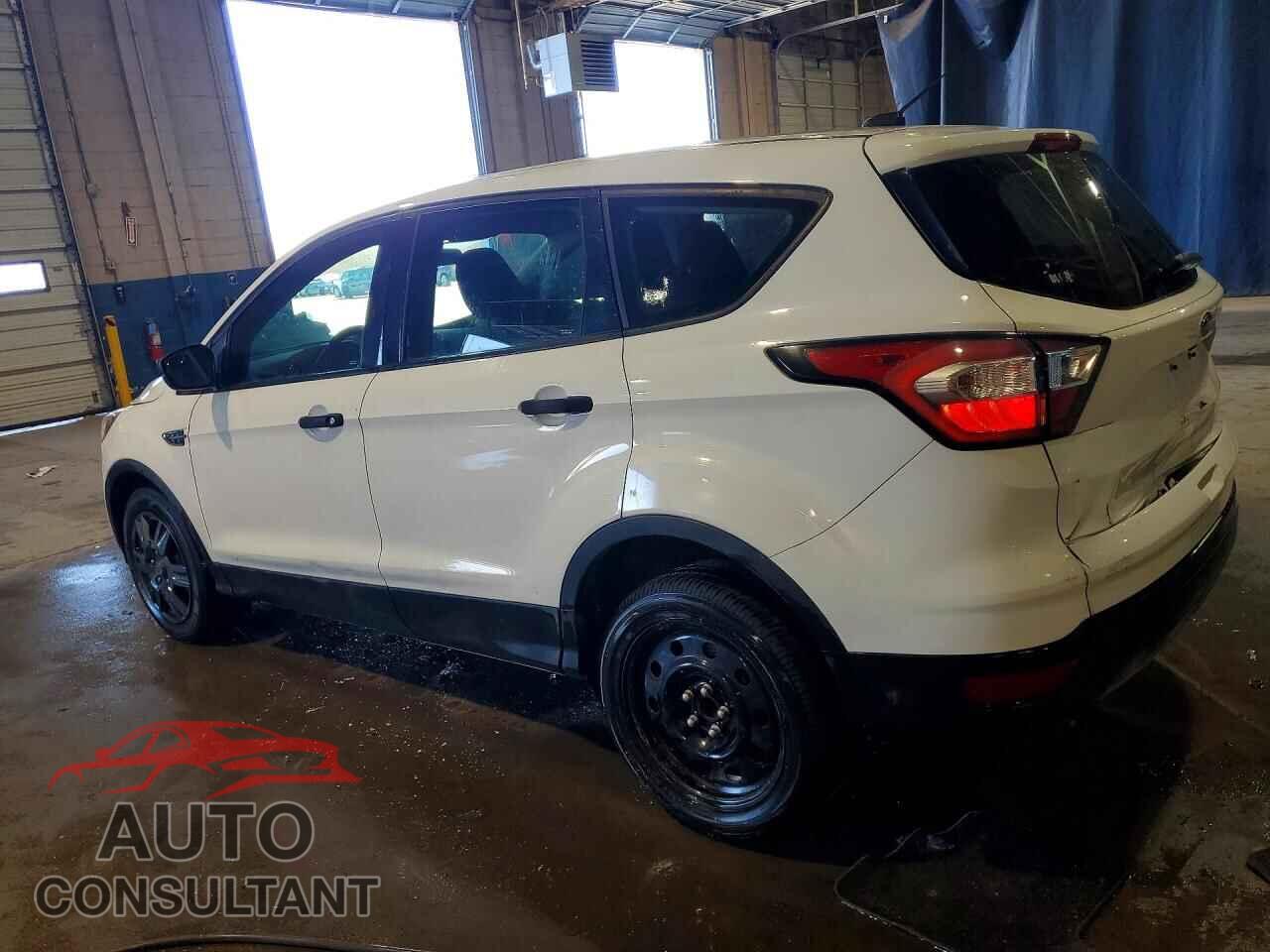 FORD ESCAPE 2018 - 1FMCU0F79JUB37708