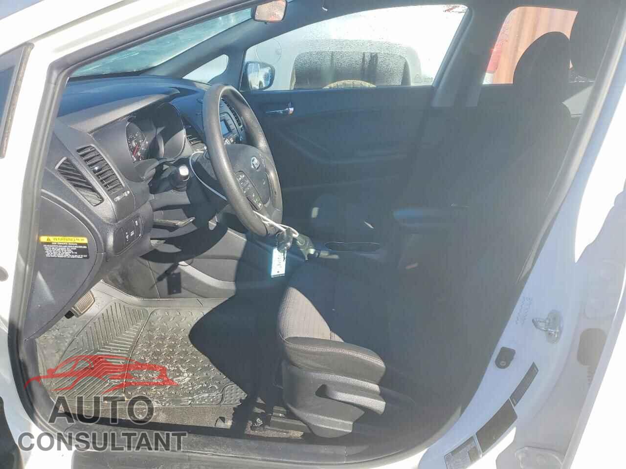 KIA FORTE 2015 - KNAFX4A65F5341015