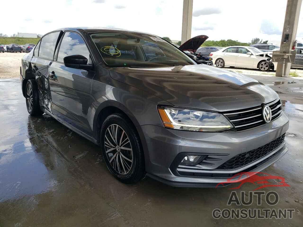 VOLKSWAGEN JETTA 2018 - 3VWDB7AJXJM211892