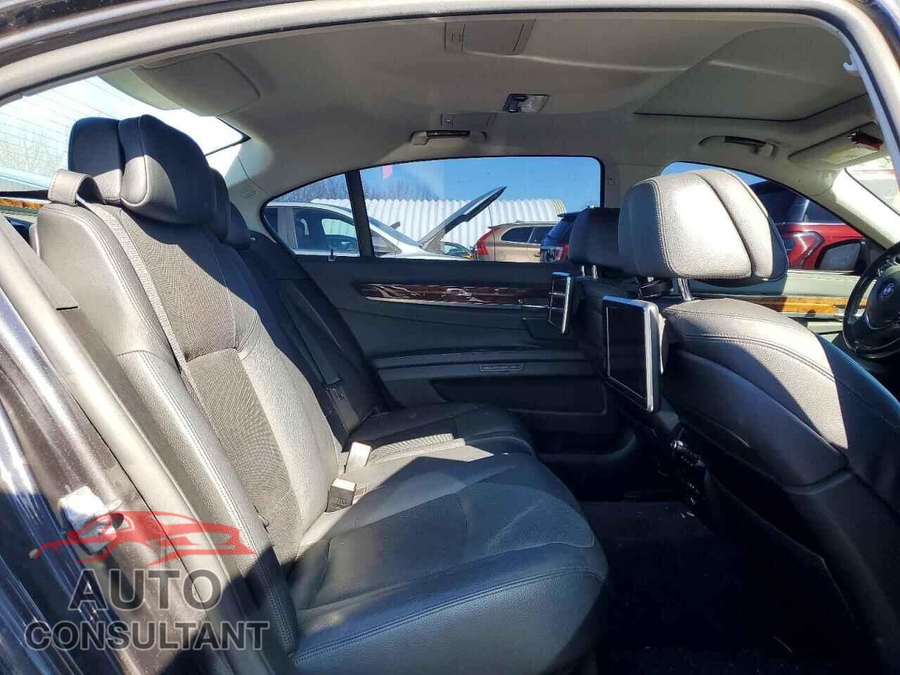 BMW 7 SERIES 2014 - WBAYF4C53ED281692