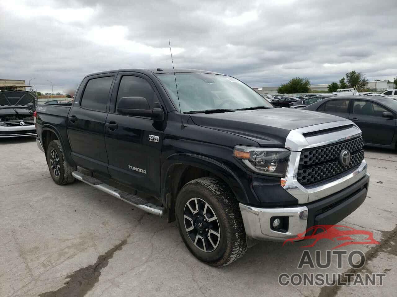 TOYOTA TUNDRA 2019 - 5TFDW5F14KX828897