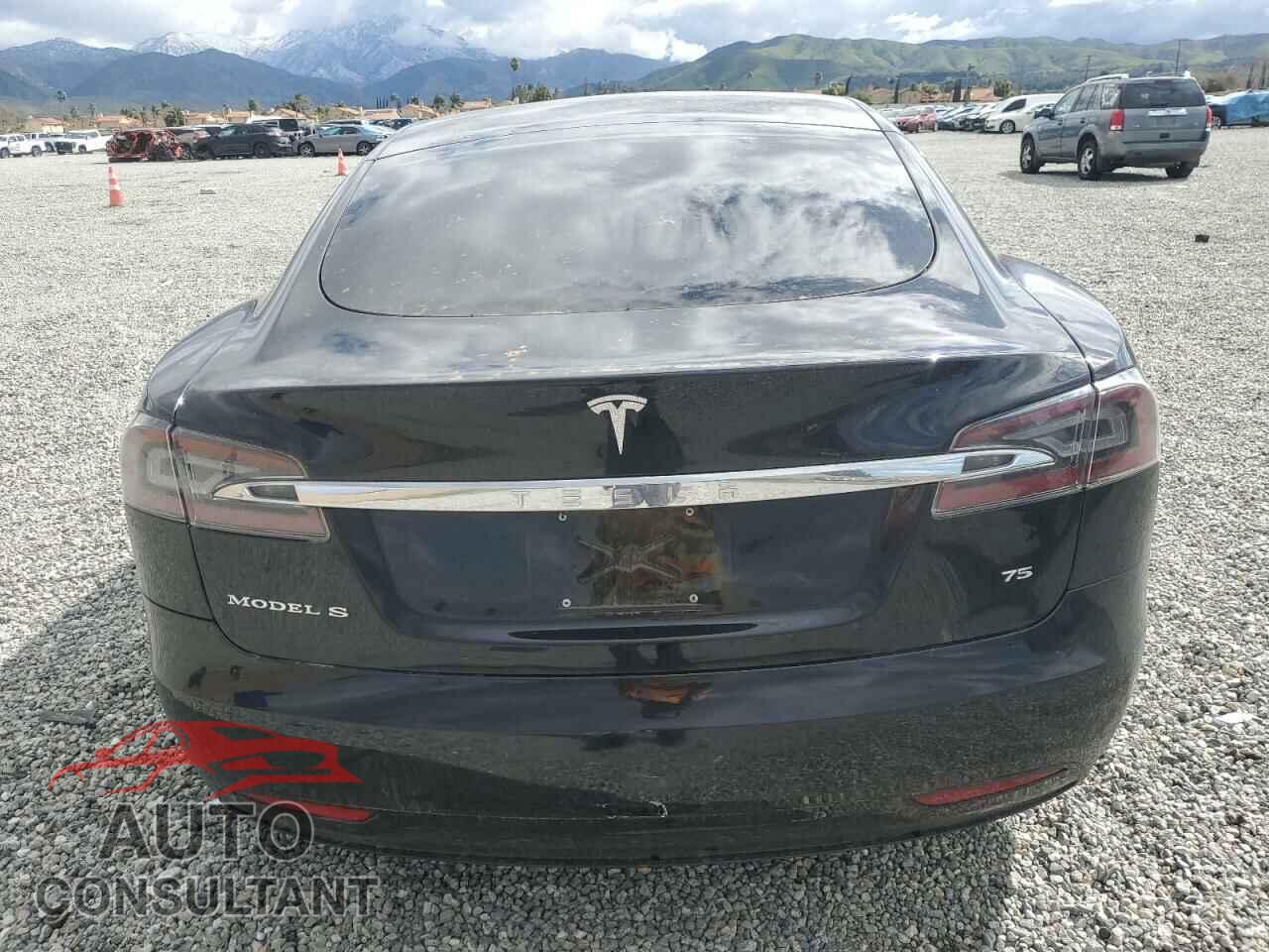 TESLA MODEL S 2017 - 5YJSA1E11HF208933