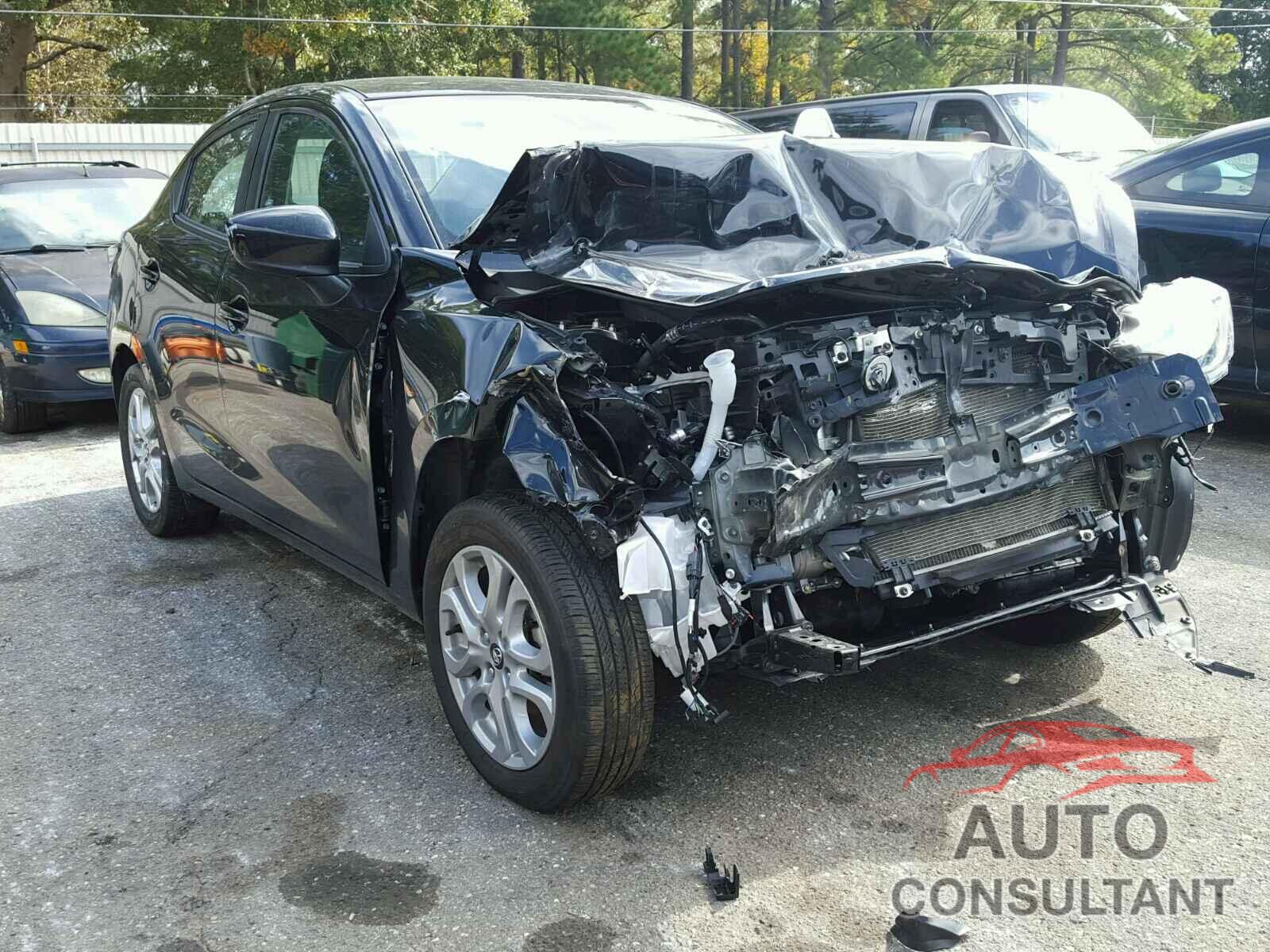 TOYOTA YARIS 2017 - 3MYDLBYV0HY168700