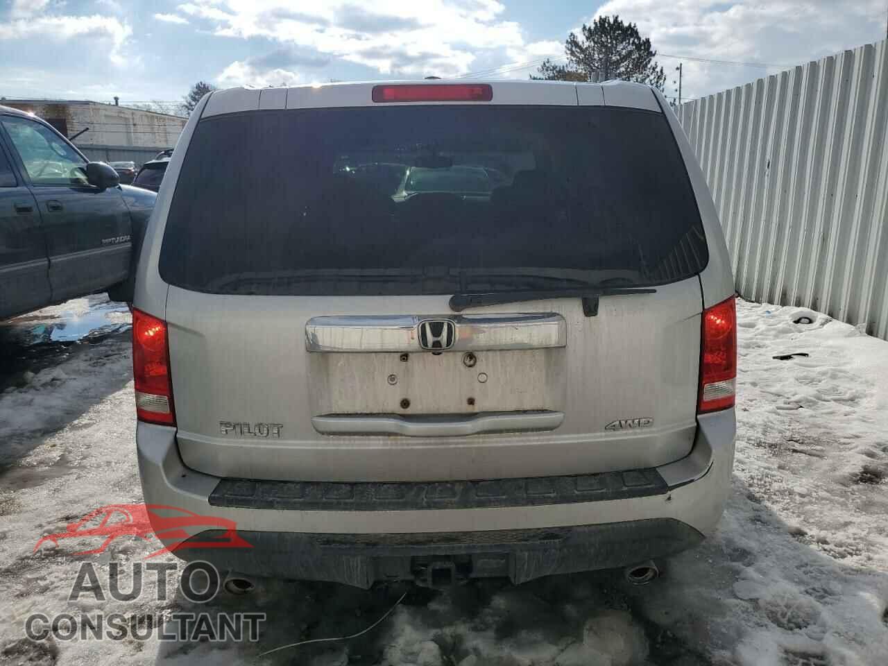 HONDA PILOT 2012 - 5FNYF4H56CB001457