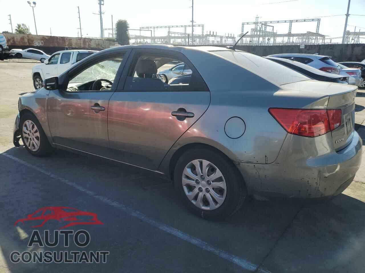 KIA FORTE 2012 - KNAFU4A28C5565154
