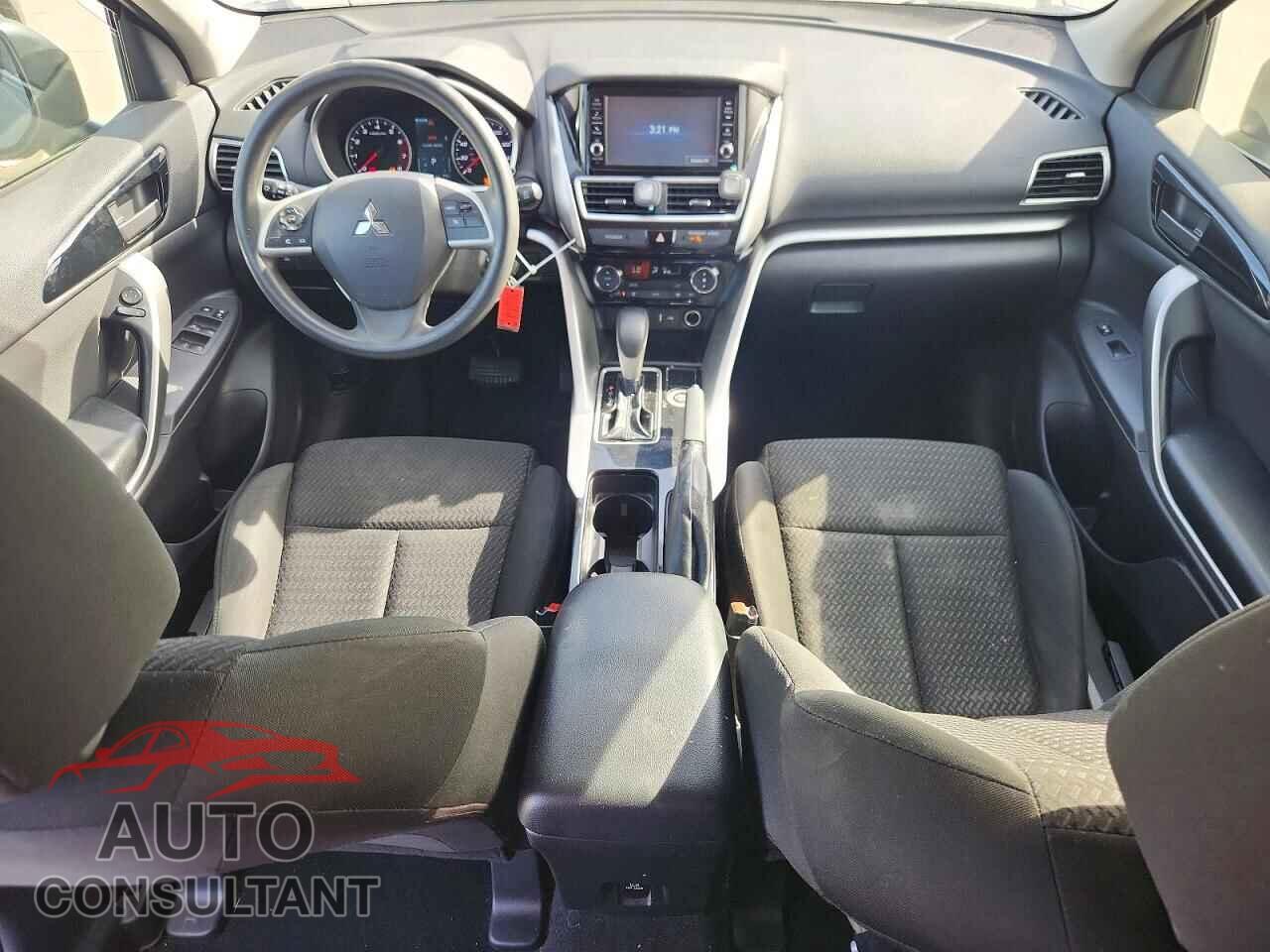 MITSUBISHI ECLIPSE 2019 - JA4AT3AA8KZ030022