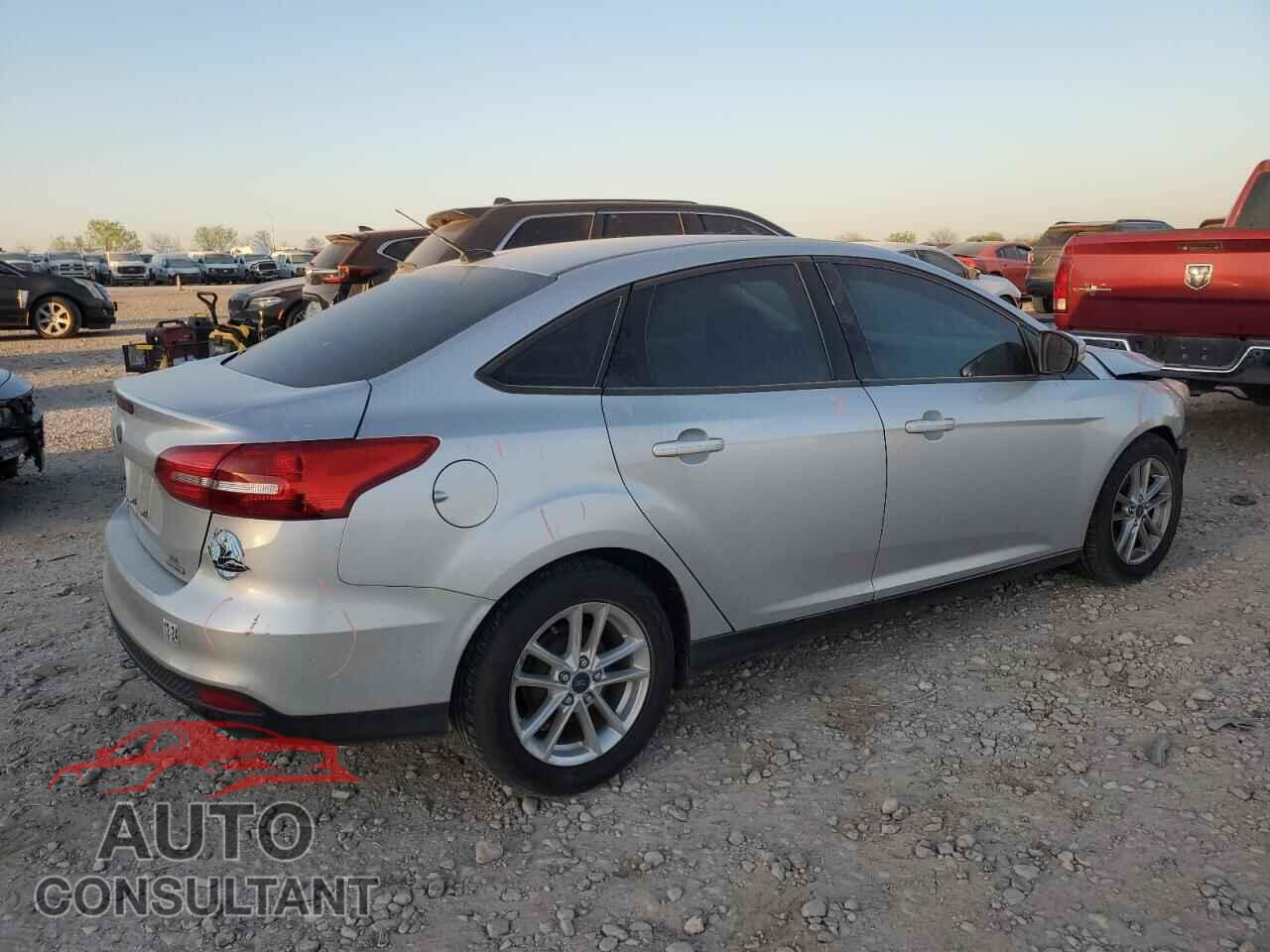 FORD FOCUS 2016 - 1FADP3F22GL337596