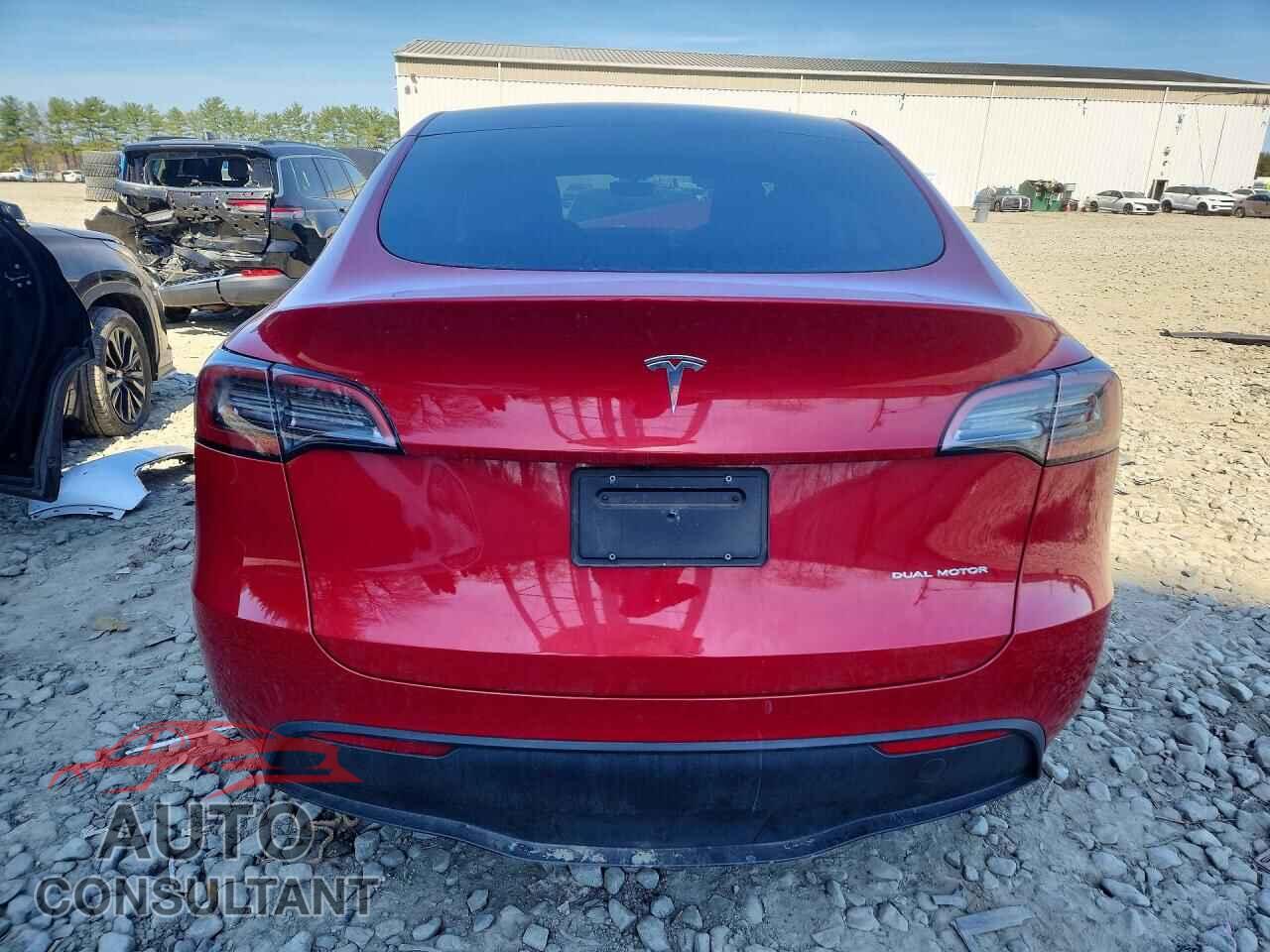 TESLA MODEL Y 2023 - 7SAYGAEE5PF931875