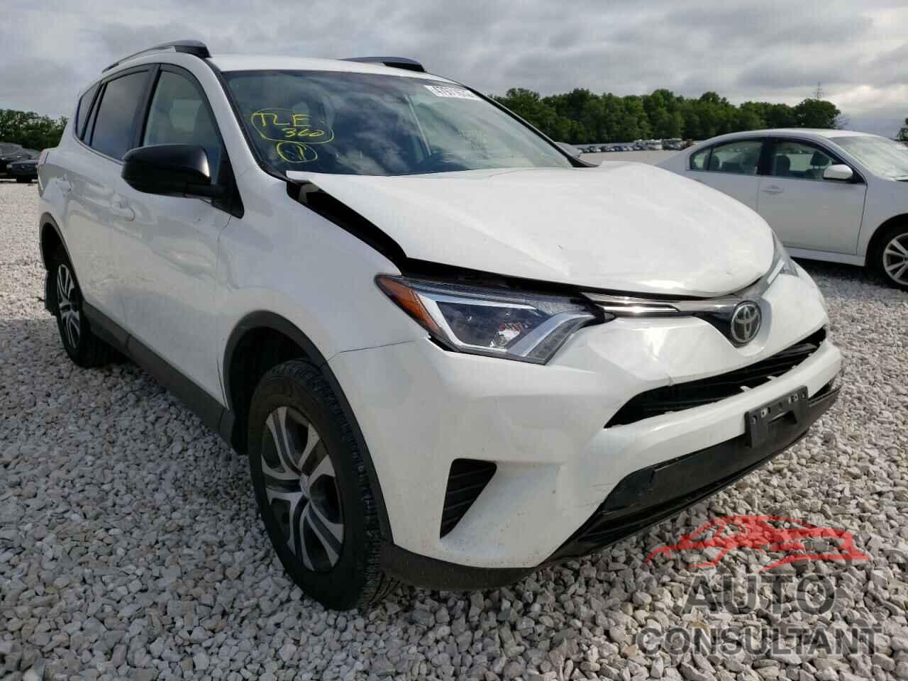 TOYOTA RAV4 2017 - JTMBFREV8HJ129819