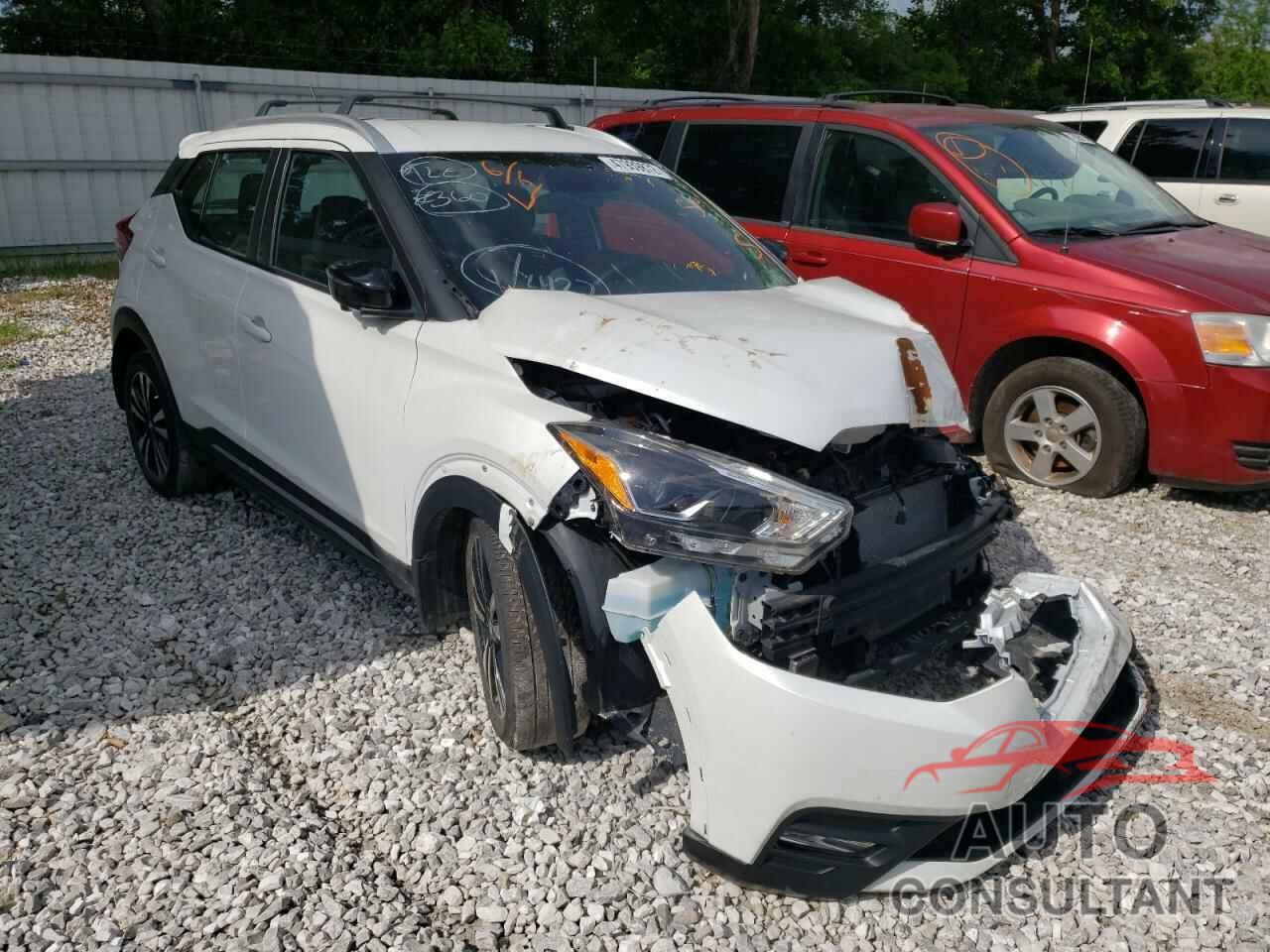 NISSAN KICKS 2018 - 3N1CP5CU4JL539622