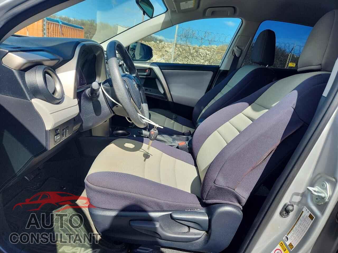 TOYOTA RAV4 2014 - JTMZFREV2EJ011663