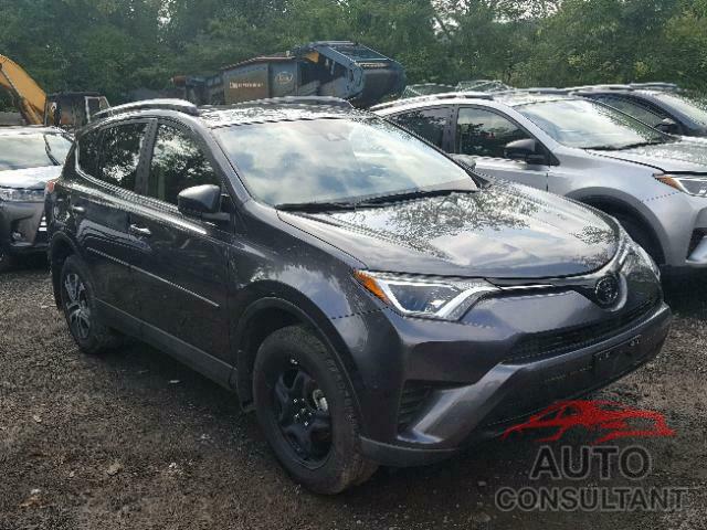 TOYOTA RAV4 LE 2018 - JTMBFREV3JD244008