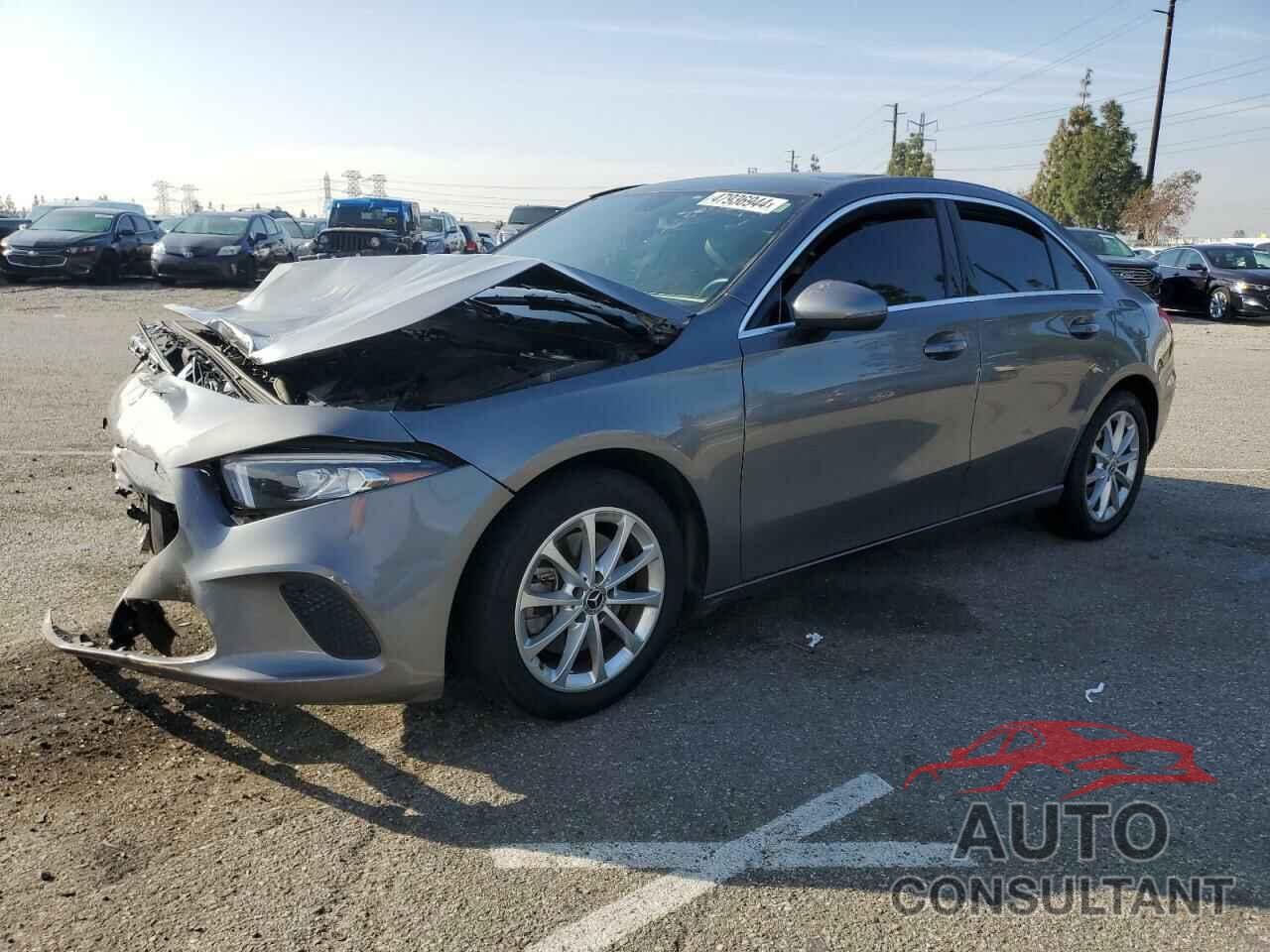 MERCEDES-BENZ A-CLASS 2020 - W1K3G4EB1LW044994
