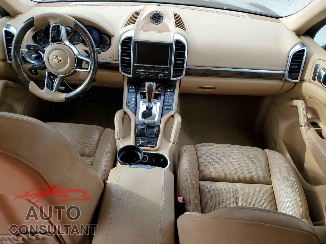 PORSCHE CAYENNE 2016 - WP1AA2A25GLA11418