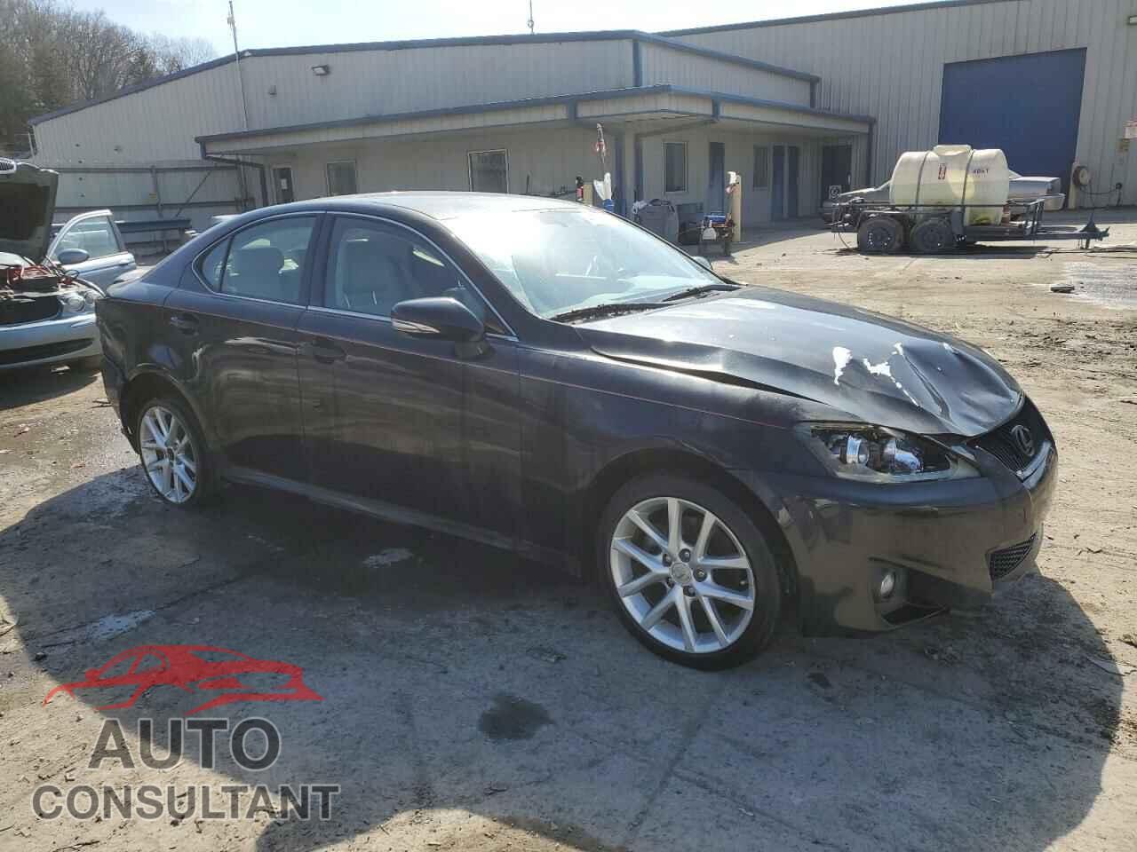 LEXUS IS 2011 - JTHCF5C24B5046621