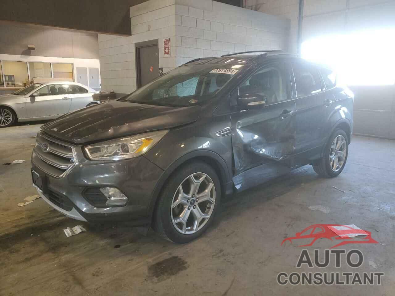 FORD ESCAPE 2017 - 1FMCU0J90HUB48938