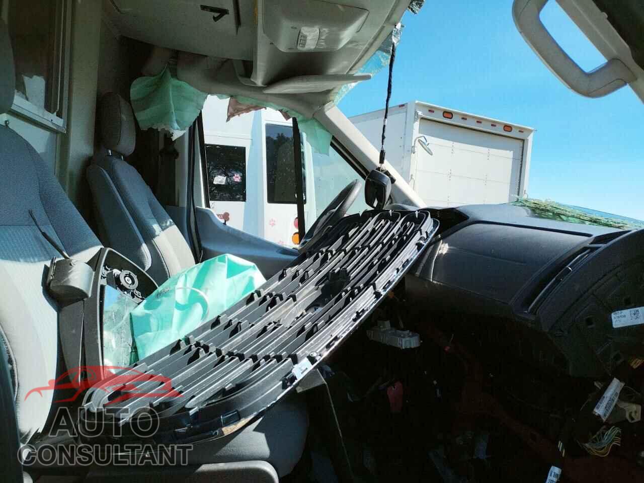 FORD TRANSIT CO 2018 - 1FDYR2CM4JKB25703