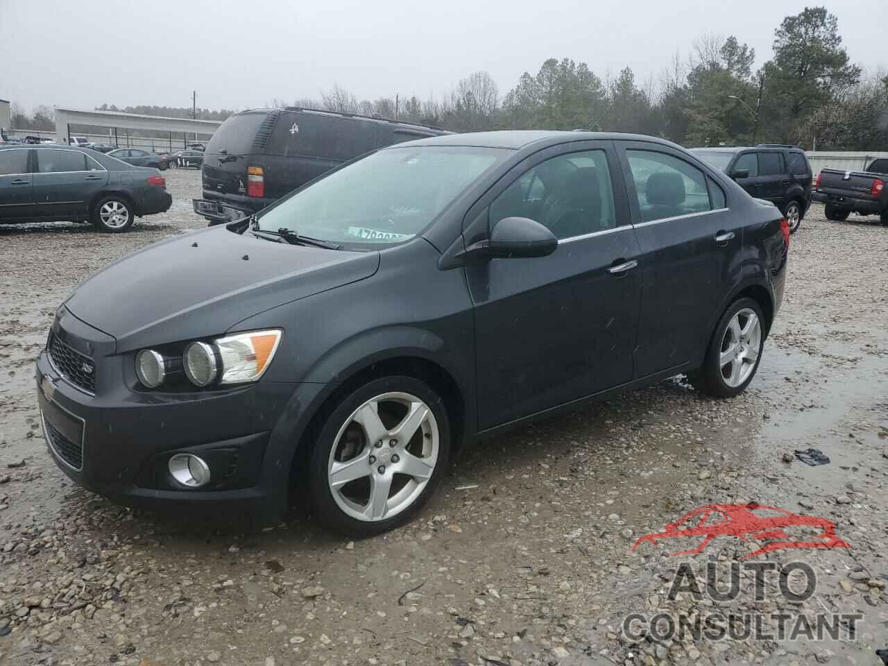 CHEVROLET SONIC 2015 - 1G1JE5SB6F4109915