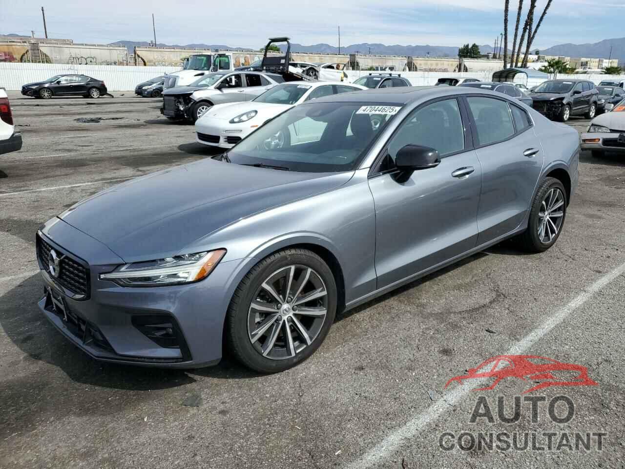 VOLVO S60 2021 - 7JR102FZ7MG126828