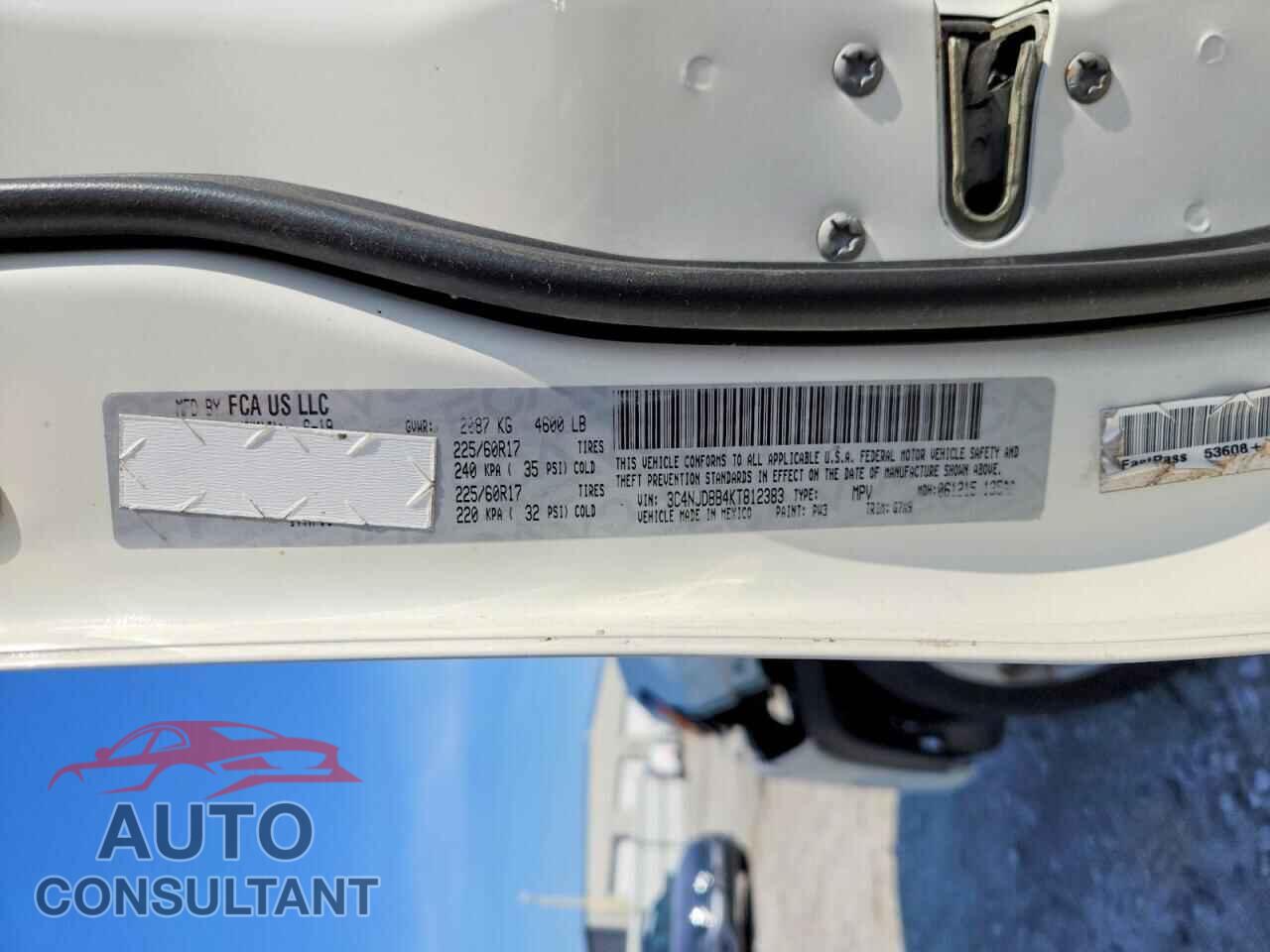 JEEP COMPASS 2019 - 3C4NJDBB4KT812383