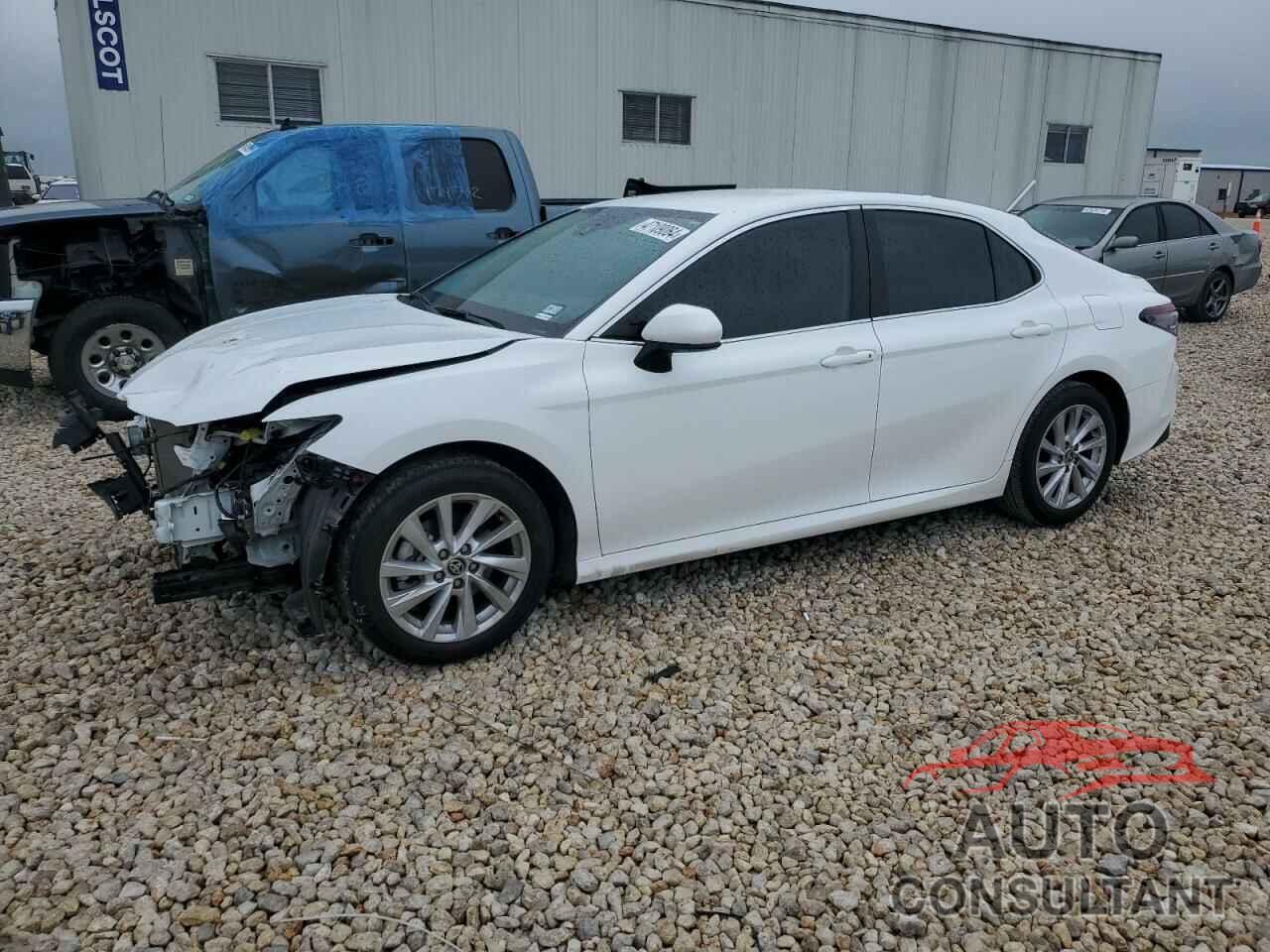 TOYOTA CAMRY 2023 - 4T1C11AKXPU823775