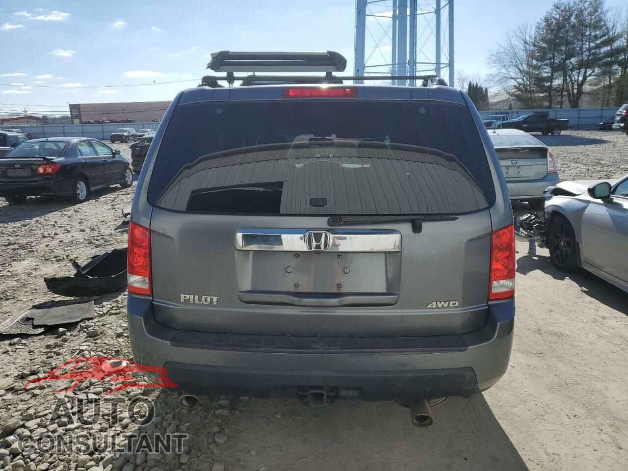 HONDA PILOT 2011 - 5FNYF4H73BB092543