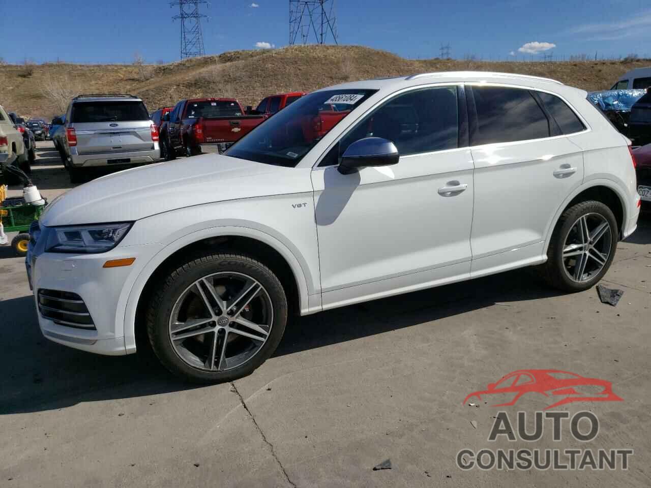 AUDI SQ5 2018 - WA1A4AFY6J2126147