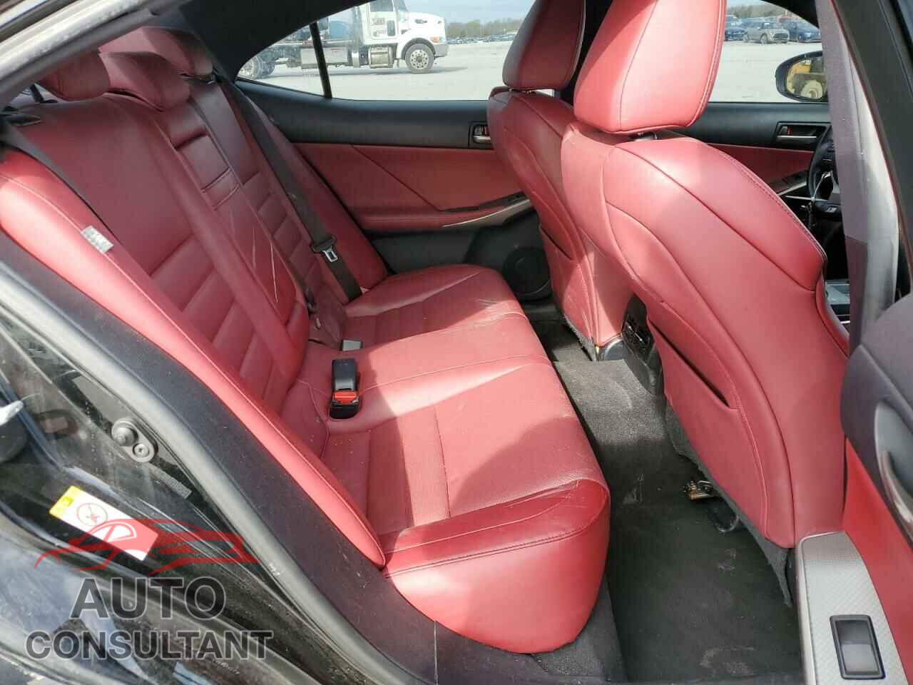 LEXUS IS 2017 - JTHBA1D20H5054788