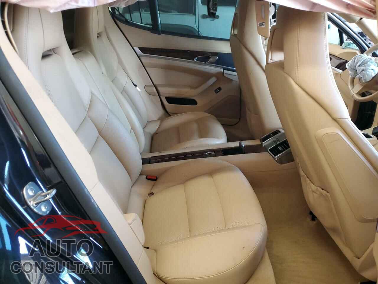 PORSCHE PANAMERA 2011 - WP0AB2A70BL061176