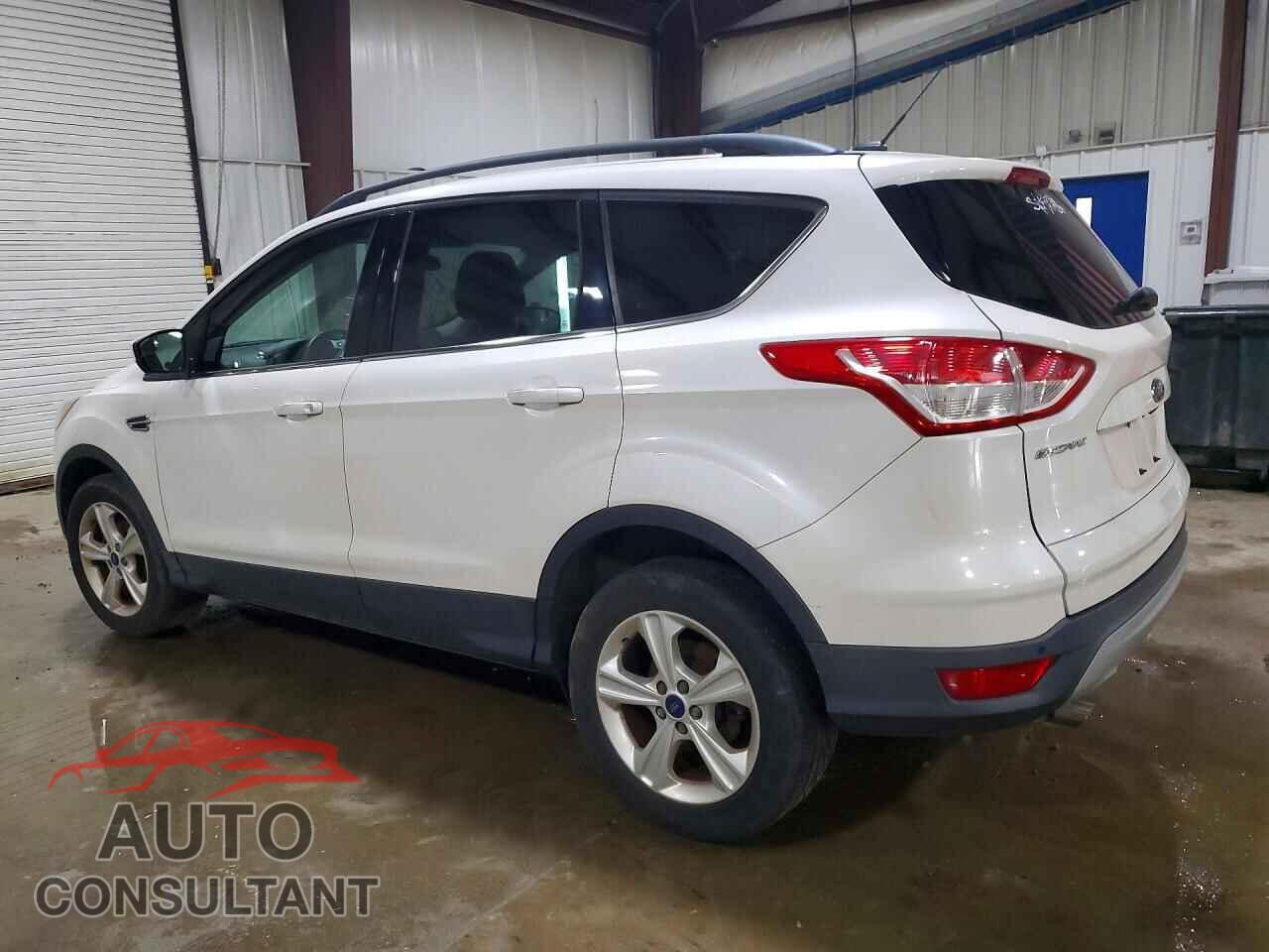 FORD ESCAPE 2016 - 1FMCU0GX9GUC50422