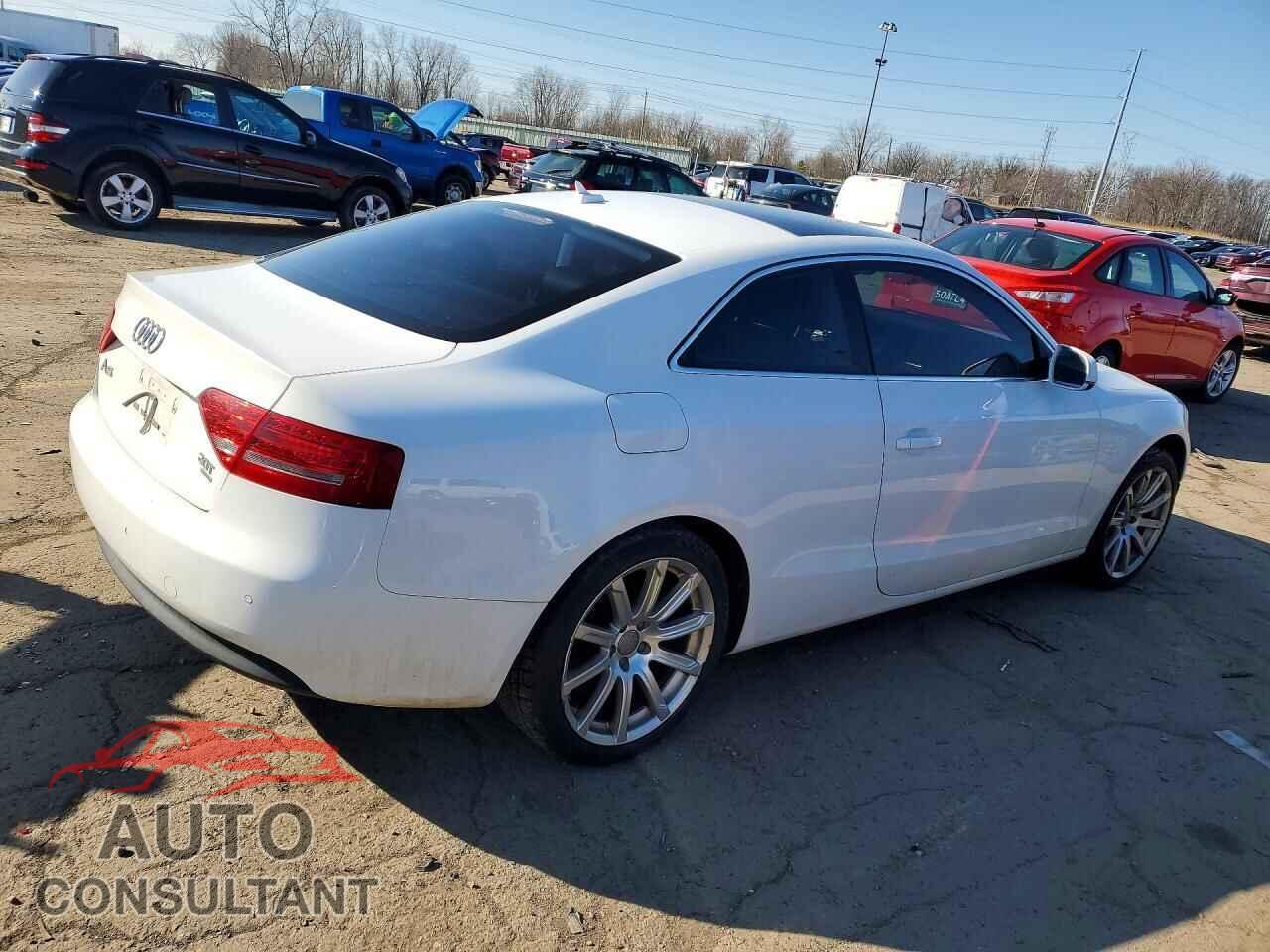 AUDI A5 2011 - WAULFAFRXBA038725