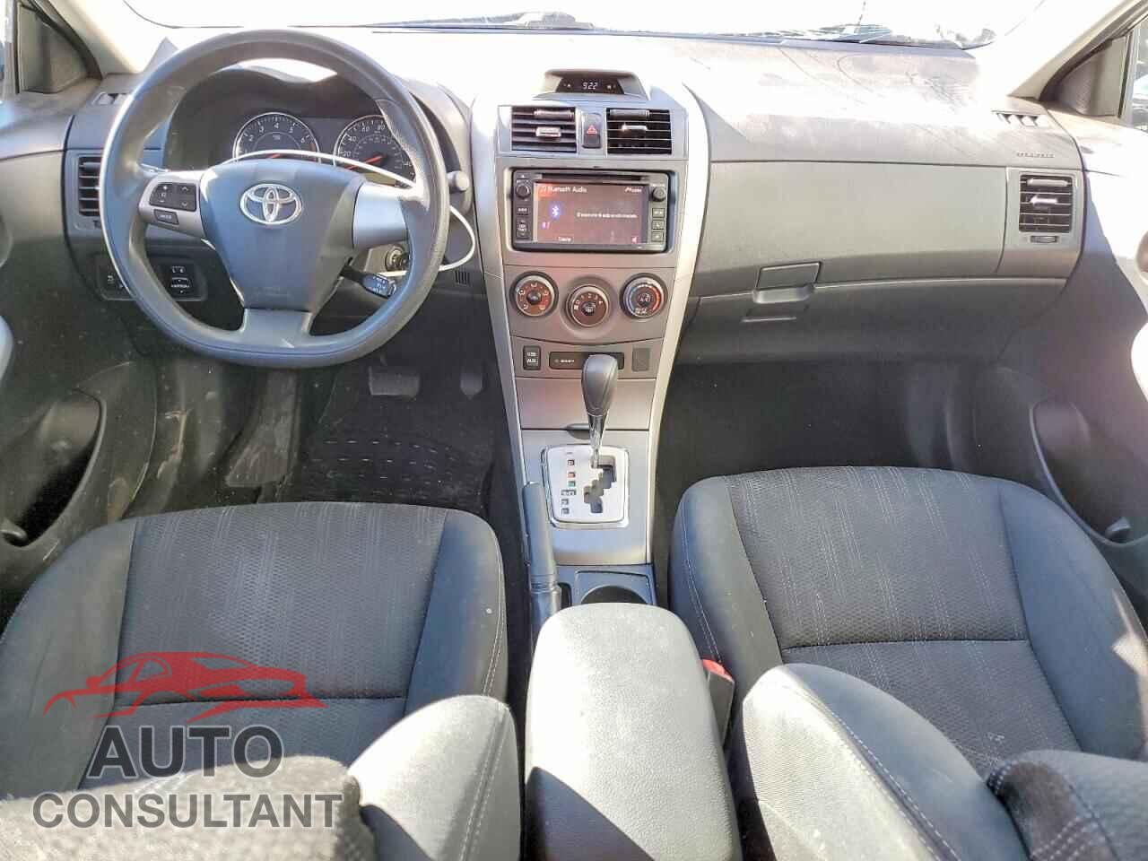 TOYOTA COROLLA 2013 - 5YFBU4EE2DP096380