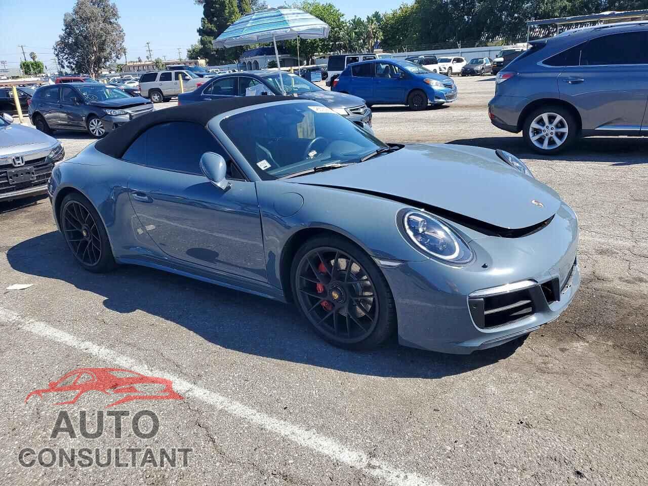 PORSCHE 911 2018 - WP0CB2A99JS147925