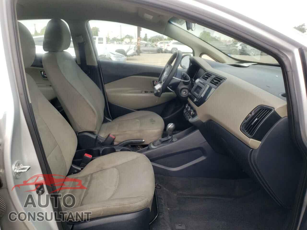 KIA RIO 2017 - KNADM4A31H6039692