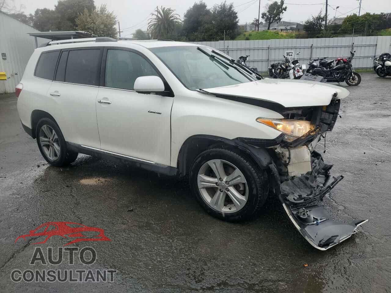TOYOTA HIGHLANDER 2013 - 5TDDK3EH8DS210666