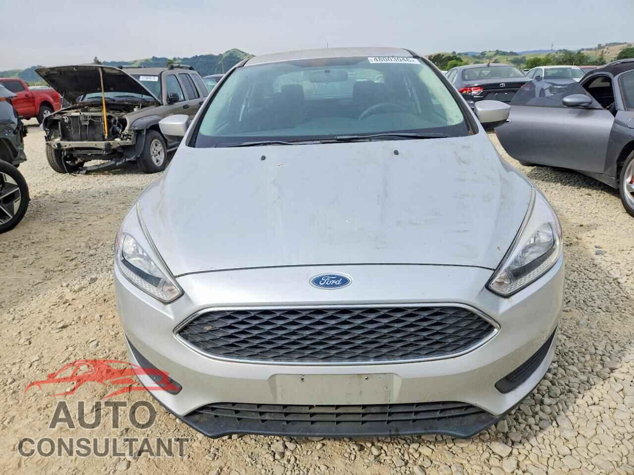 FORD FOCUS 2018 - 1FADP3FE7JL287974