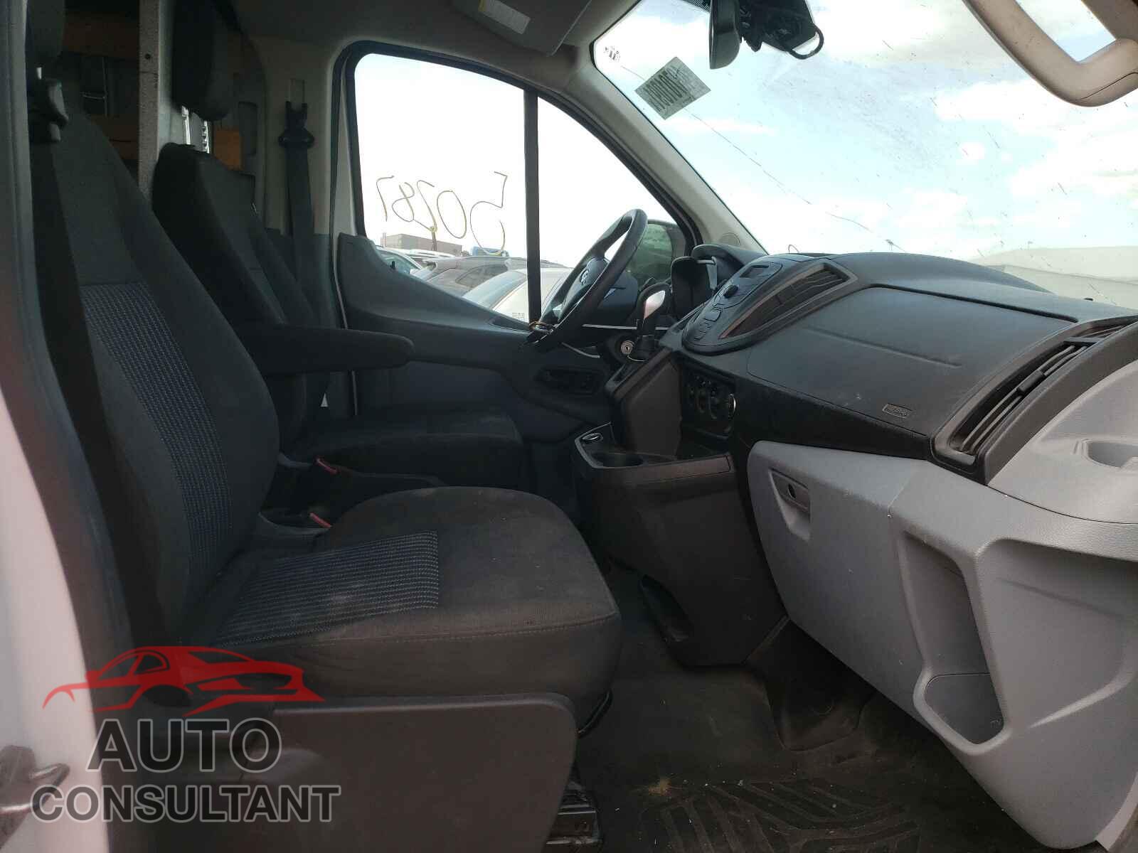 FORD TRANSIT CO 2019 - 1FTYR1YM3KKA42224