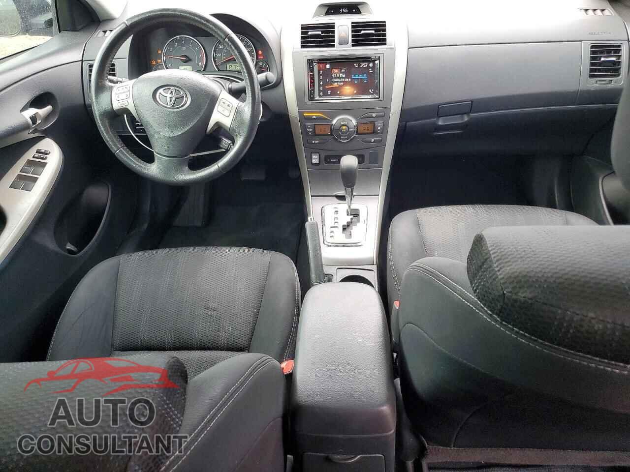 TOYOTA COROLLA 2013 - 5YFBU4EE4DP093075