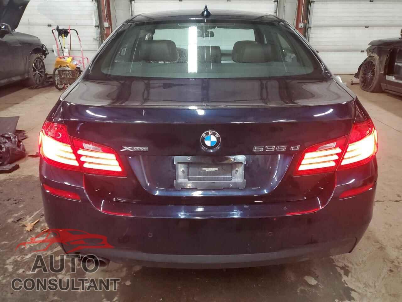 BMW 5 SERIES 2015 - WBAFV3C51FD687119