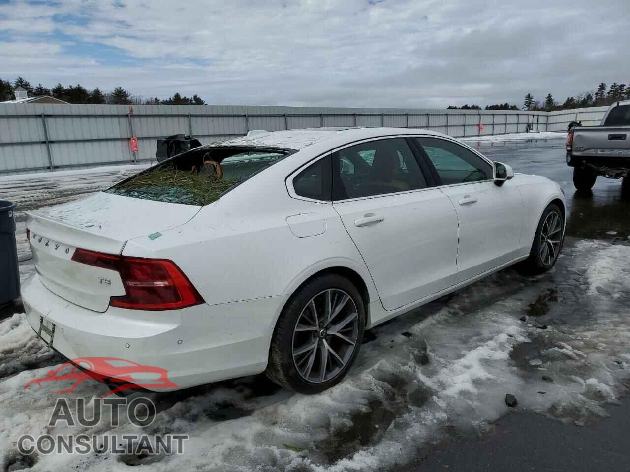 VOLVO S90 2018 - LVY982MK8JP008548