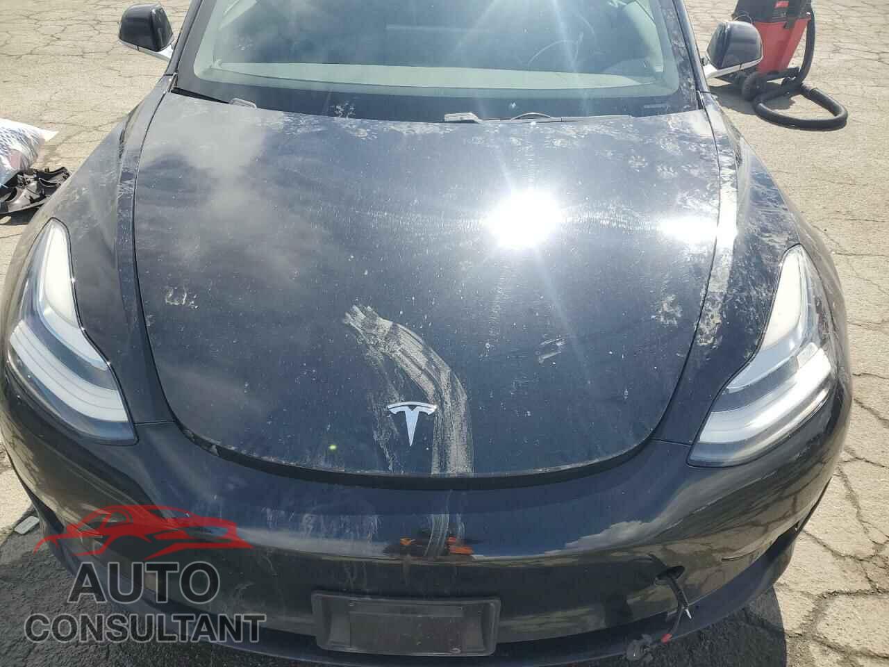 TESLA MODEL 3 2018 - 5YJ3E1EA0JF036313
